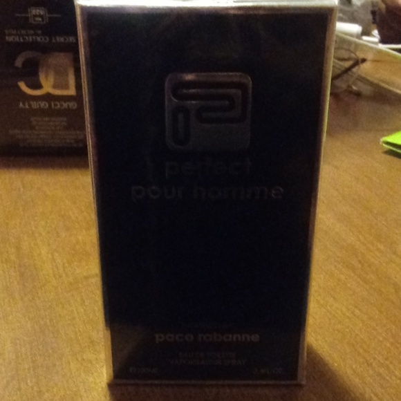 Perfume - Picture 4 of 4